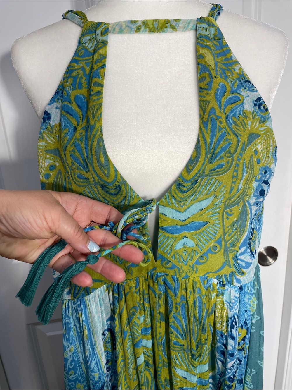 Free People Spring Scenery Maxi Dress Size 12 Halter Neck Floral Blue Green - Picture 3 of 15